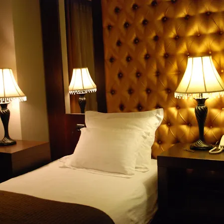 ドーロ シティ 4*