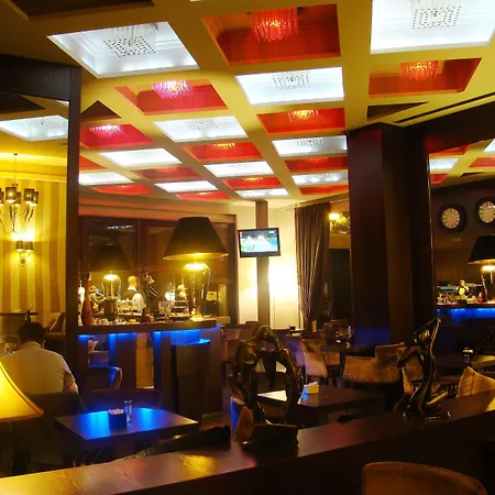 ドーロ シティ ティラナ