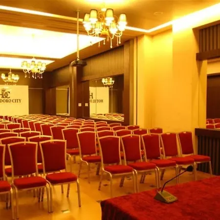 Doro Tirana