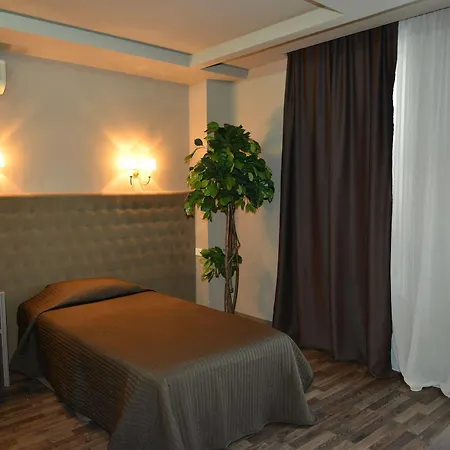 Doro Hotel 4*