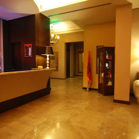 Doro Hotel 4*