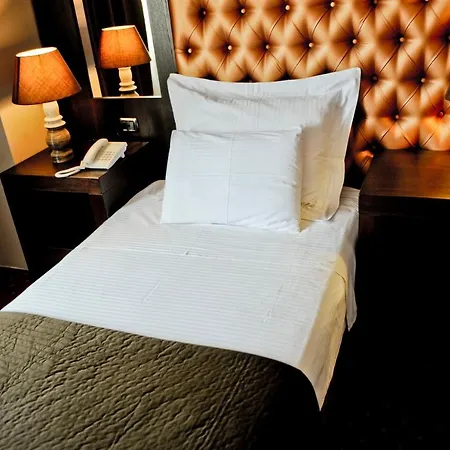 Doro Hotel 4*