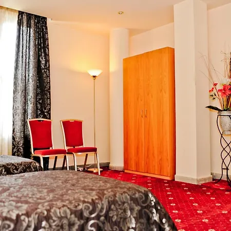 Отель Doro Тирана