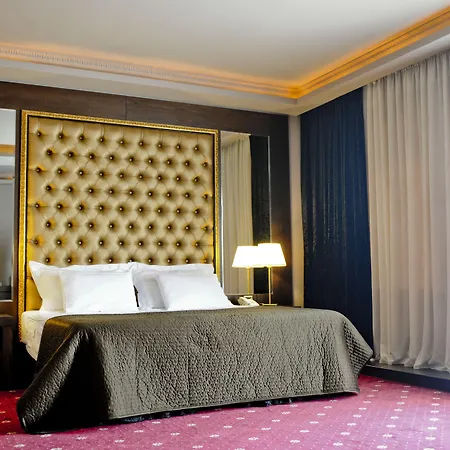 Hotel Doro 4*
