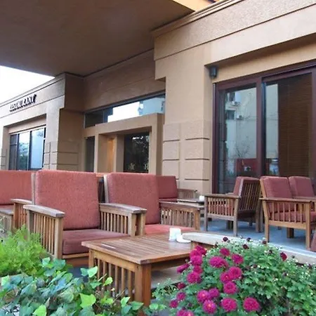 Отель Doro Тирана